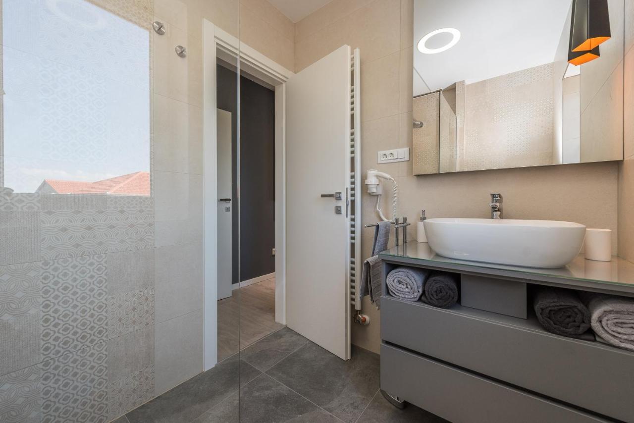 Luxury Apartments Garden Sukošan Eksteriør bilde