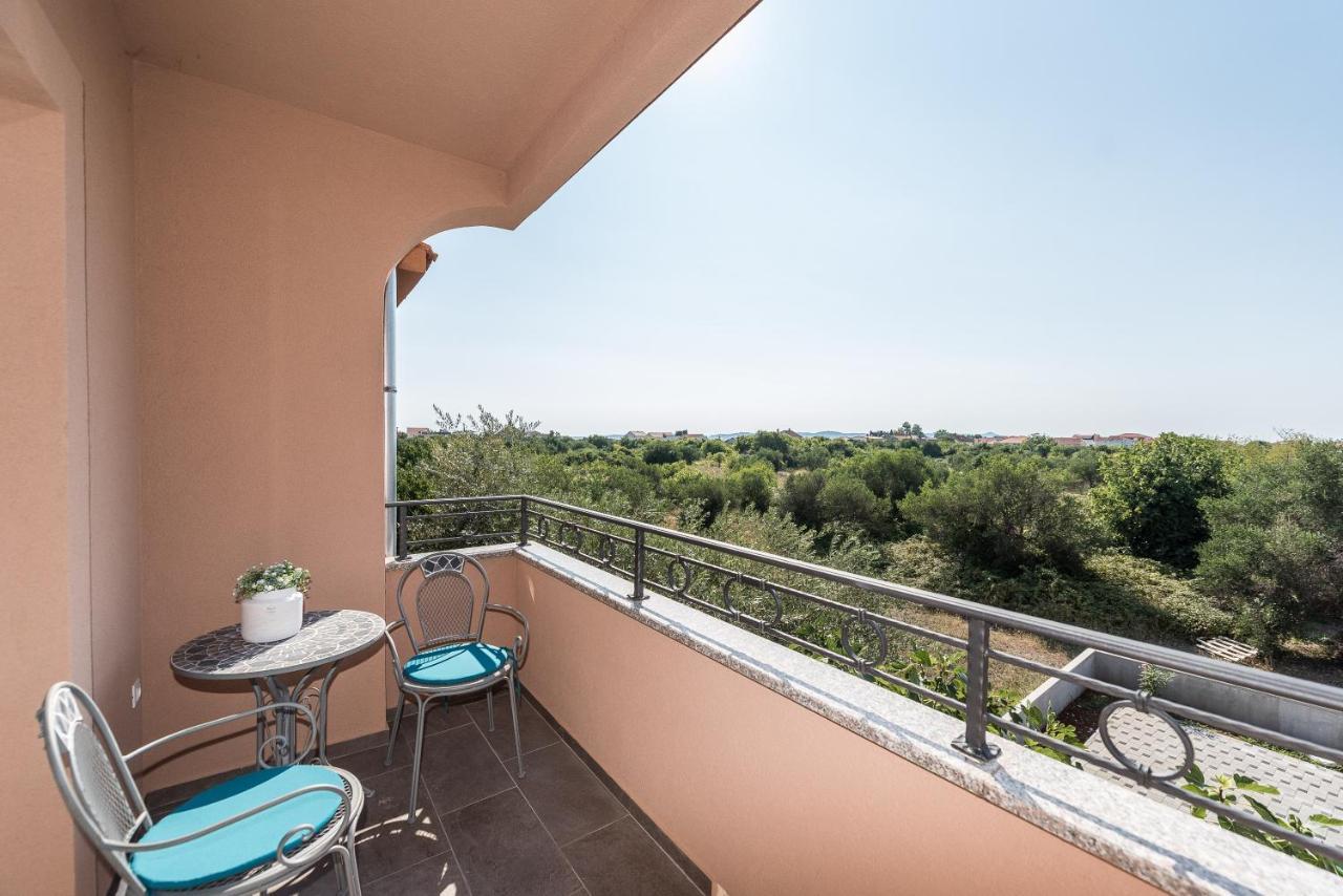 Luxury Apartments Garden Sukošan Eksteriør bilde