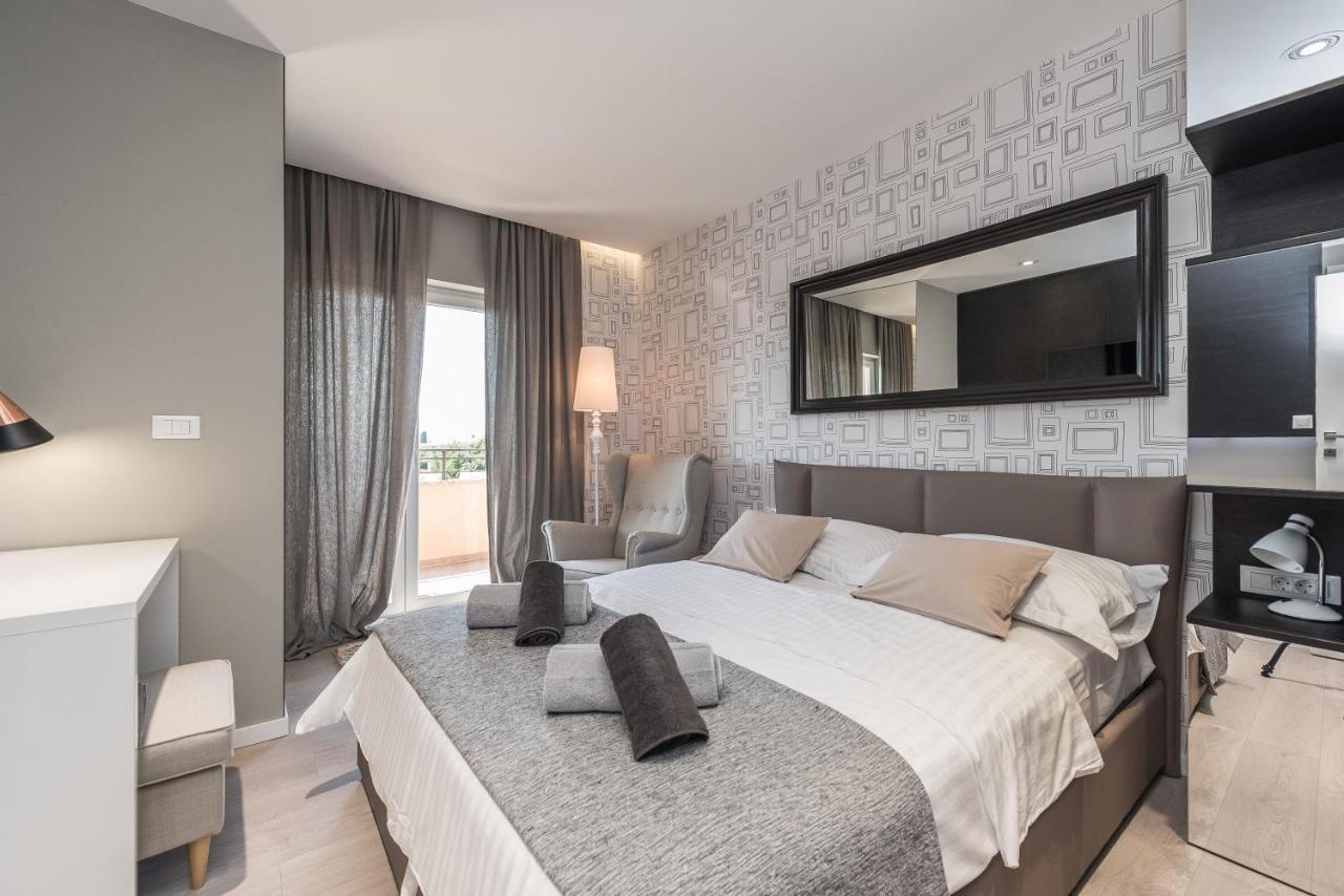 Luxury Apartments Garden Sukošan Eksteriør bilde